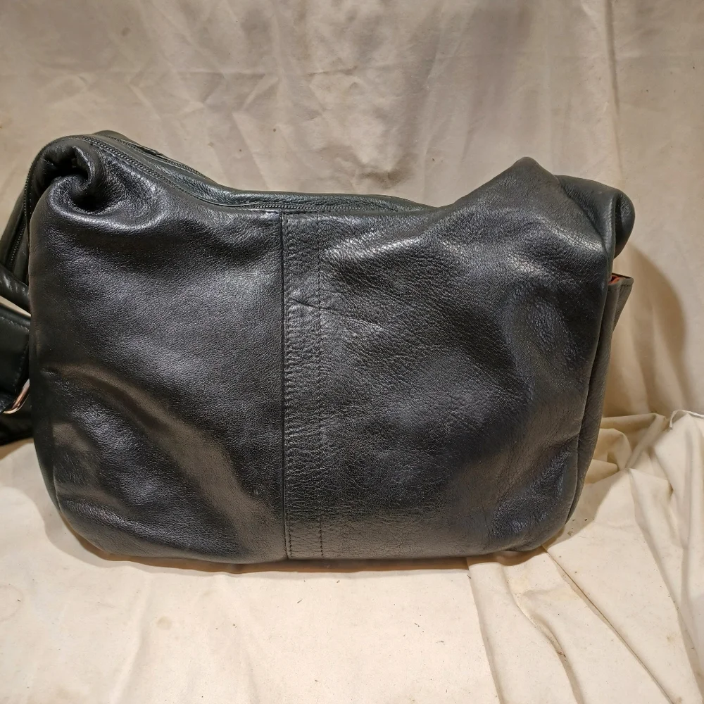 Coronado Leather Conceal Carry Messenger Bag - Picture 7 of 12